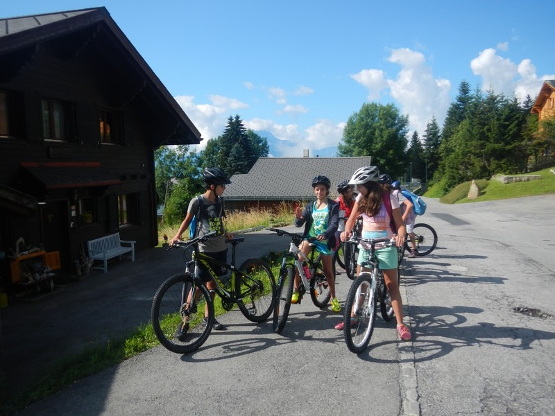 Village Camps International Summer Camp Leysin, Switzerland 2025-08-09 https://www.villagecamps.com/journals_admin/images/1035-8-DSCN0646.jpg