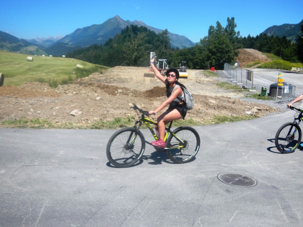 Village Camps International Summer Camp Leysin, Switzerland 2025-08-09 https://www.villagecamps.com/journals_admin/images/1179-5278-DSCN0983.jpg