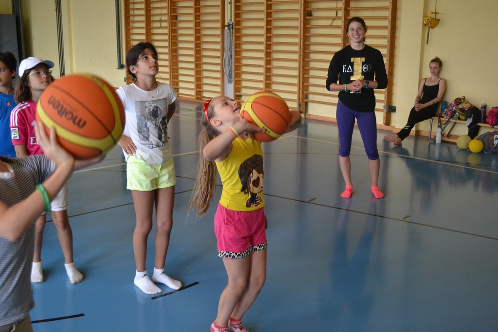 Village Camps International Summer Camp Leysin, Switzerland 2025-08-09 https://www.villagecamps.com/journals_admin/images/1187-0209-DSC_7895.jpg