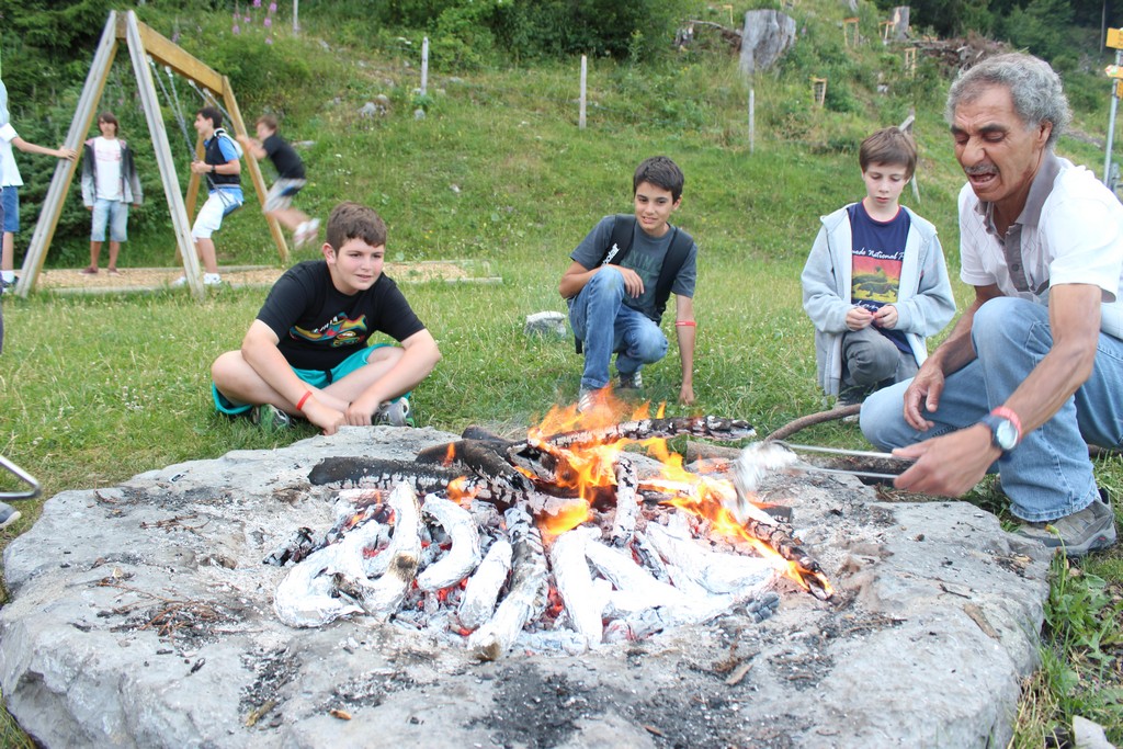 Village Camps International Summer Camp Leysin, Switzerland 2025-08-09 https://www.villagecamps.com/journals_admin/images/1187-5821-IMG_7440.jpg
