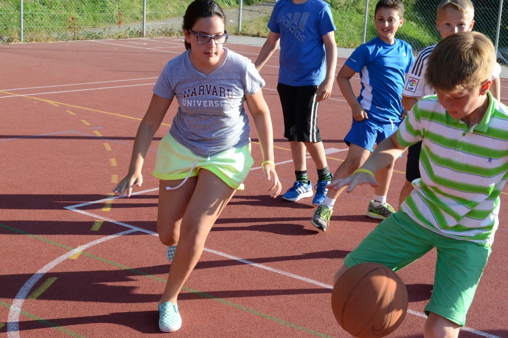 Village Camps International Summer Camp Leysin, Switzerland 2025-08-09 https://www.villagecamps.com/journals_admin/images/1308-5120-DSC_1108.jpg