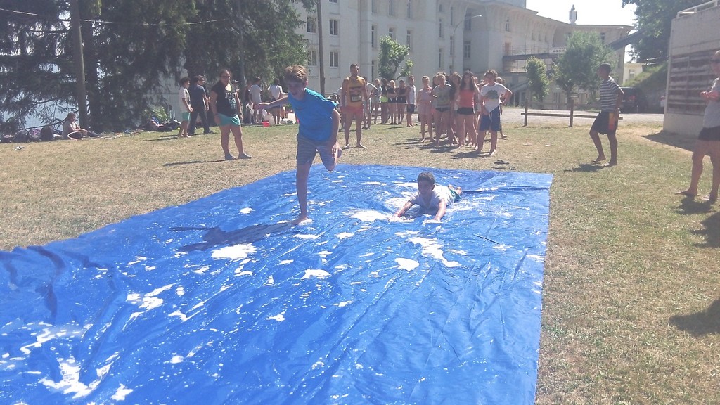 Village Camps International Summer Camp Leysin, Switzerland 2026-08-07 https://www.villagecamps.com/journals_admin/images/1308-9124-100_0911.jpg