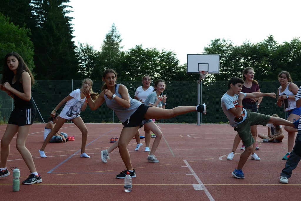 Village Camps International Summer Camp Leysin, Switzerland 2025-08-09 https://www.villagecamps.com/journals_admin/images/1312-0733-DSC_0494.jpg