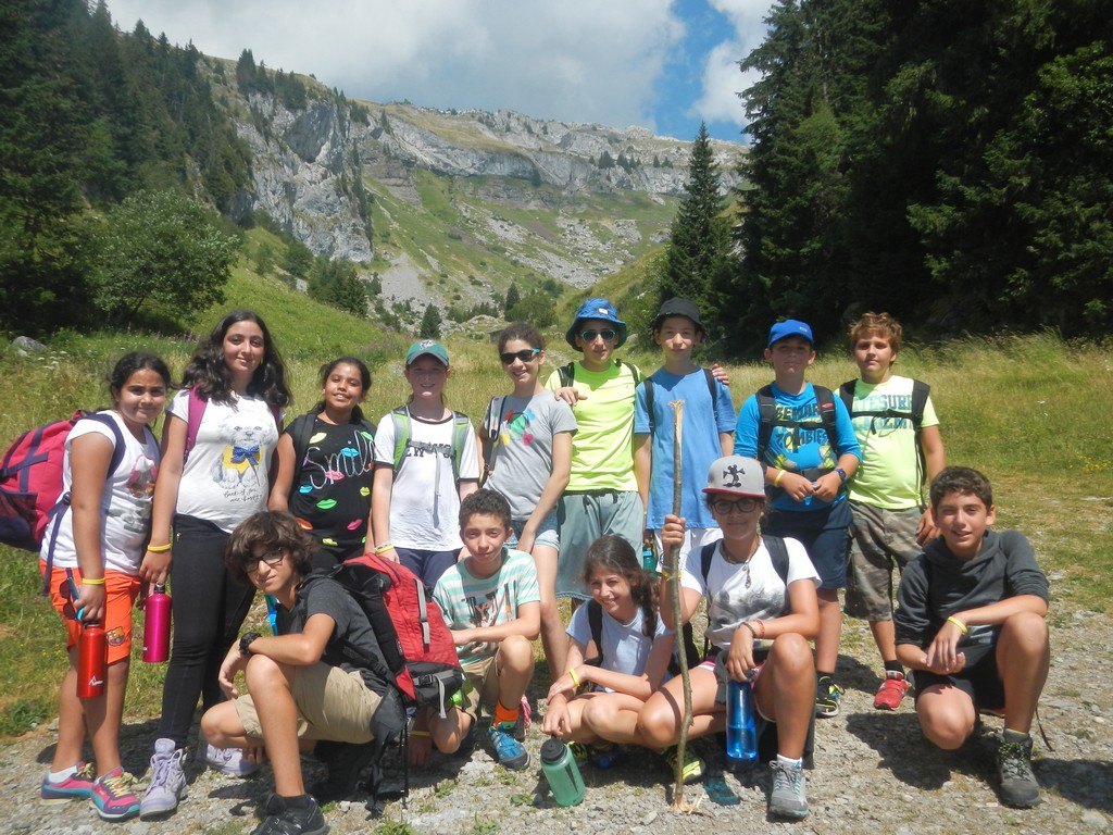 Village Camps International Summer Camp Leysin, Switzerland 2025-08-09 https://www.villagecamps.com/journals_admin/images/1314-5199-DSCN1572.jpg
