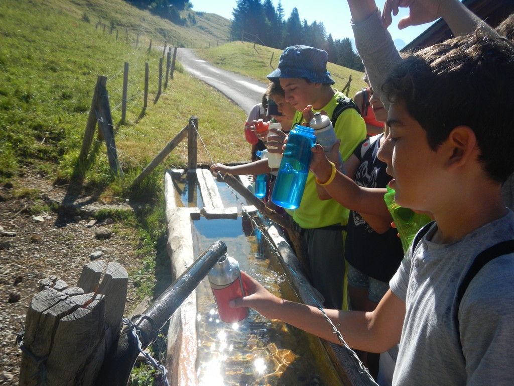 Village Camps International Summer Camp Leysin, Switzerland 2026-07-07 https://www.villagecamps.com/journals_admin/images/1314-5222-DSCN1656.jpg