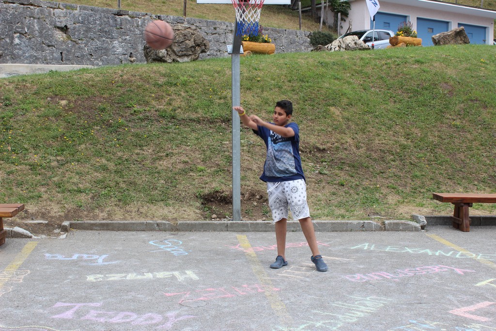 Village Camps International Summer Camp Leysin, Switzerland 2025-08-09 https://www.villagecamps.com/journals_admin/images/1355-8842-IMG_1279.jpg