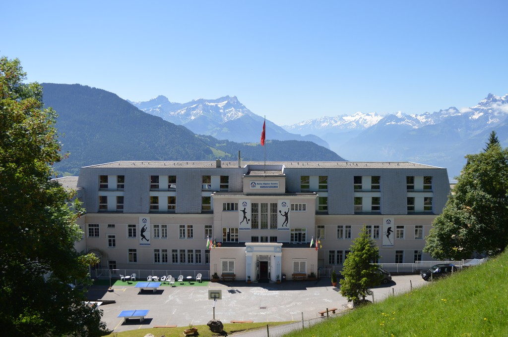 Village Camps International Summer Camp Leysin, Switzerland 2025-08-09 https://www.villagecamps.com/journals_admin/images/1584-9861-DSC_5051.jpg
