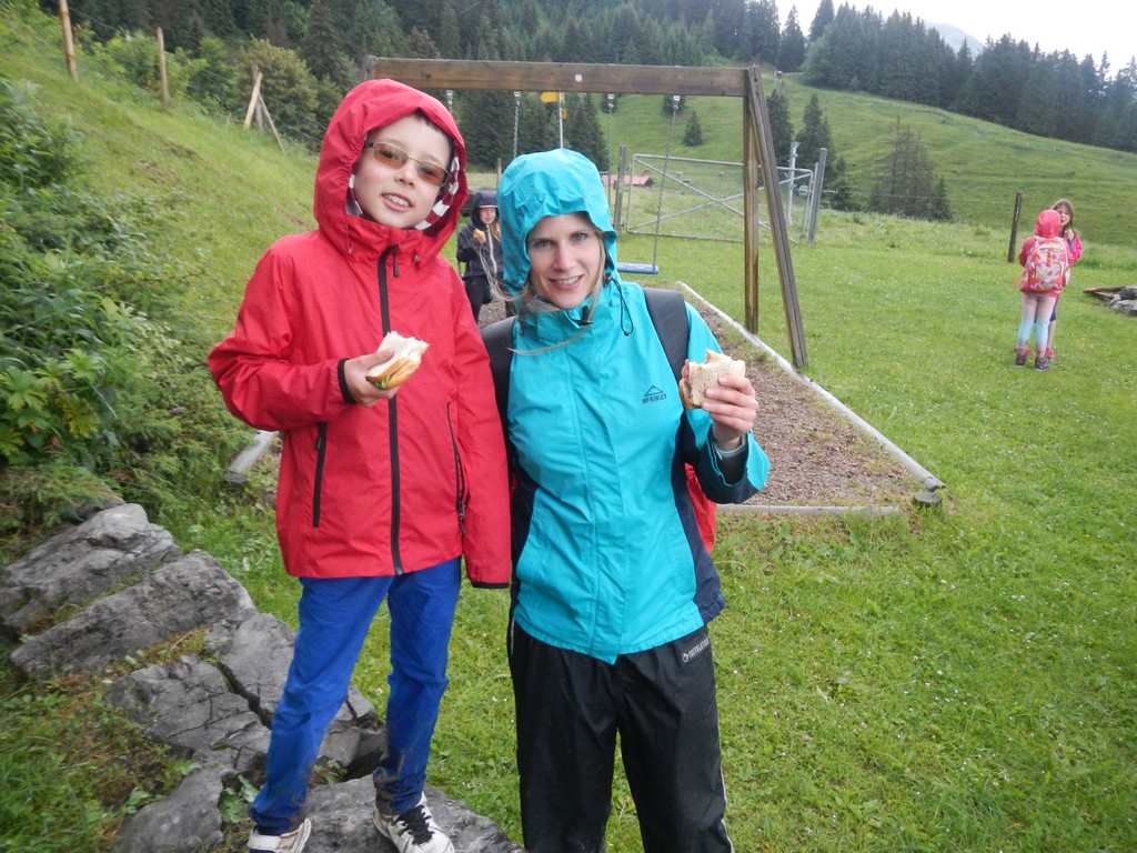 Village Camps International Summer Camp Leysin, Switzerland 2025-08-09 https://www.villagecamps.com/journals_admin/images/1589-9870-DSCN2312.jpg