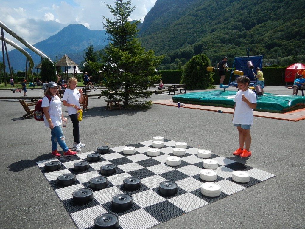 Village Camps International Summer Camp Leysin, Switzerland 2026-07-25 https://www.villagecamps.com/journals_admin/images/1598-2739-DSCN2582.jpg