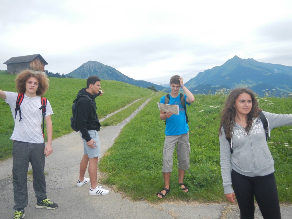 Village Camps International Summer Camp Leysin, Switzerland 2025-08-09 https://www.villagecamps.com/journals_admin/images/1637-0542-DSCN2914.jpg