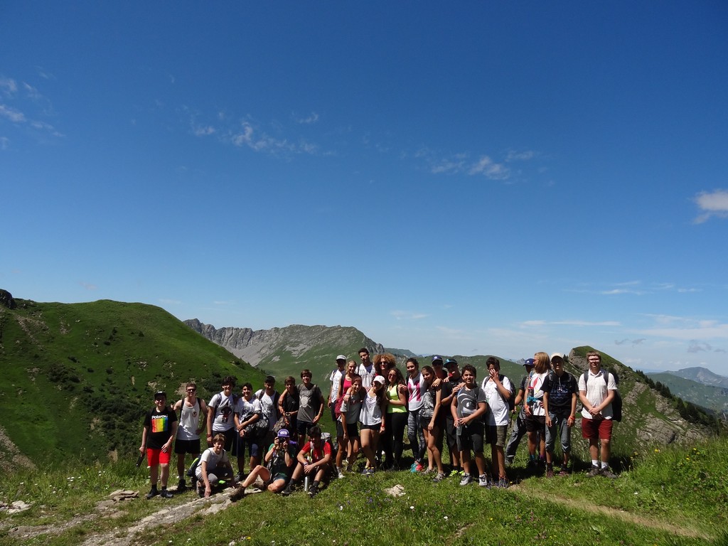 Village Camps International Summer Camp Leysin, Switzerland 2025-08-09 https://www.villagecamps.com/journals_admin/images/1638-0012-DSC05575.jpg