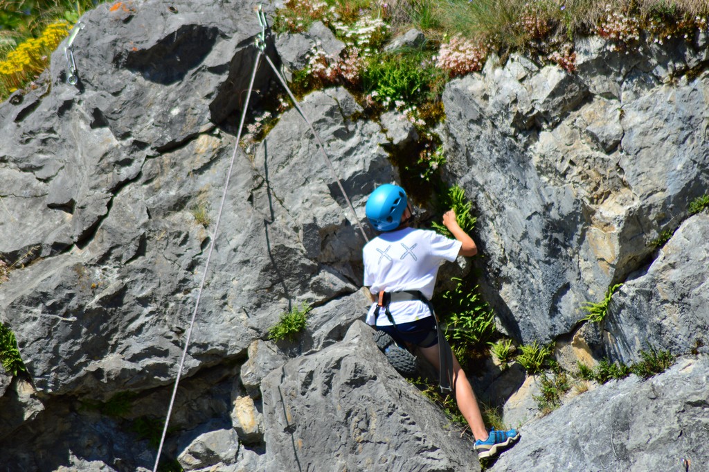 Village Camps International Summer Camp Leysin, Switzerland 2026-08-15 https://www.villagecamps.com/journals_admin/images/1638-9938-DSC_4056.jpg