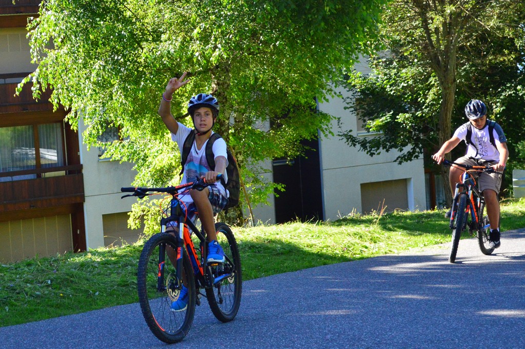 Village Camps International Summer Camp Leysin, Switzerland 2025-08-09 https://www.villagecamps.com/journals_admin/images/1642-6239-DSC_6556.jpg