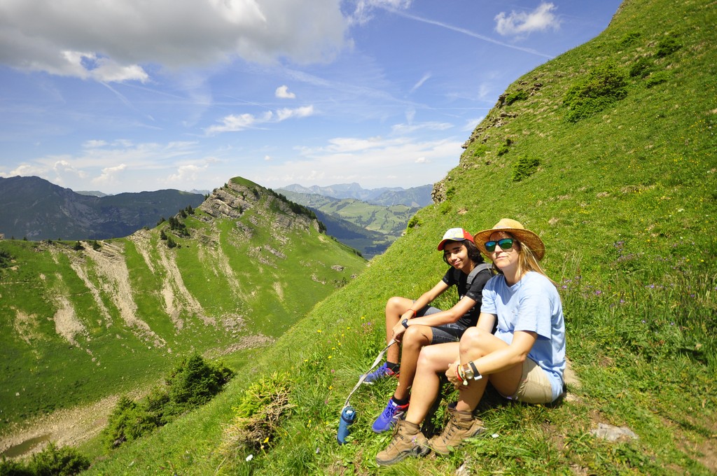 Village Camps International Summer Camp Leysin, Switzerland 2025-08-09 https://www.villagecamps.com/journals_admin/images/1786-0315-_DSC0941.jpg