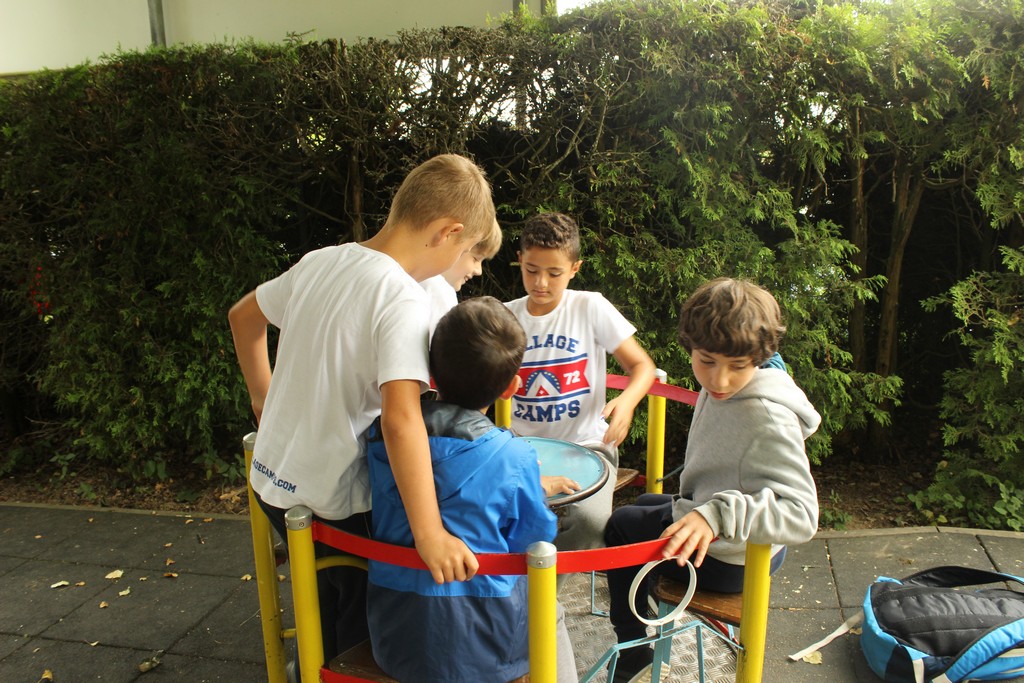 Village Camps International Summer Camp Leysin, Switzerland 2025-08-09 https://www.villagecamps.com/journals_admin/images/1790-1403-IMG_8016.jpg