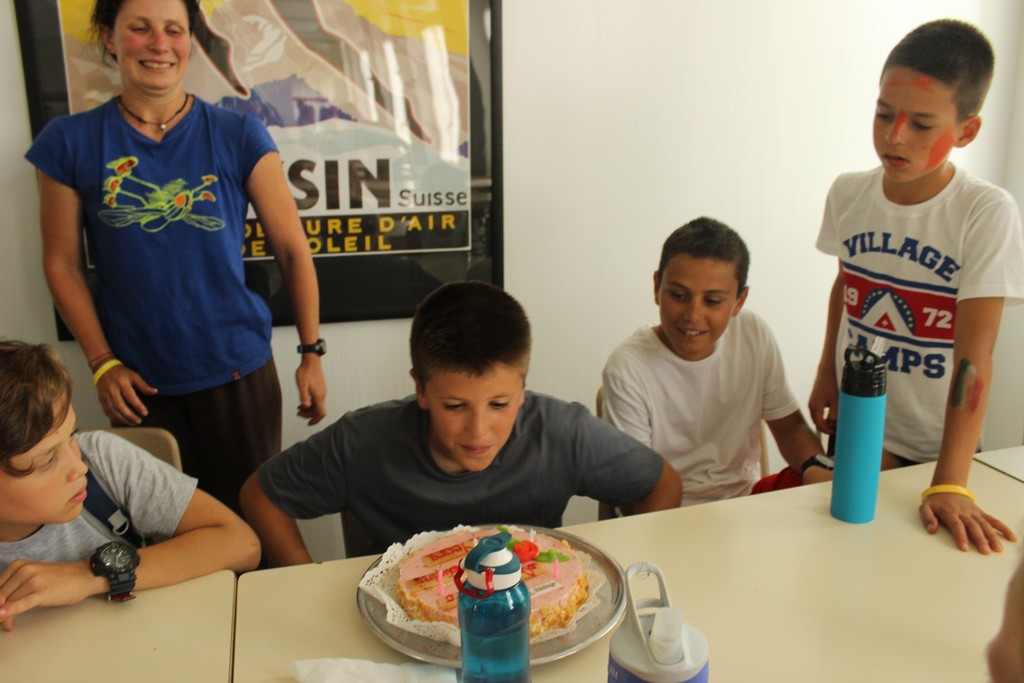 Village Camps International Summer Camp Leysin, Switzerland 2025-08-09 https://www.villagecamps.com/journals_admin/images/1793-0407-IMG_9391.jpg