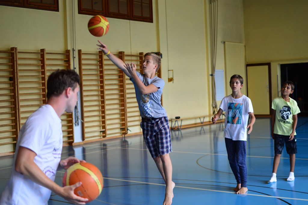 Village Camps International Summer Camp Leysin, Switzerland 2025-08-09 https://www.villagecamps.com/journals_admin/images/1795-8953-DSC_3801.jpg