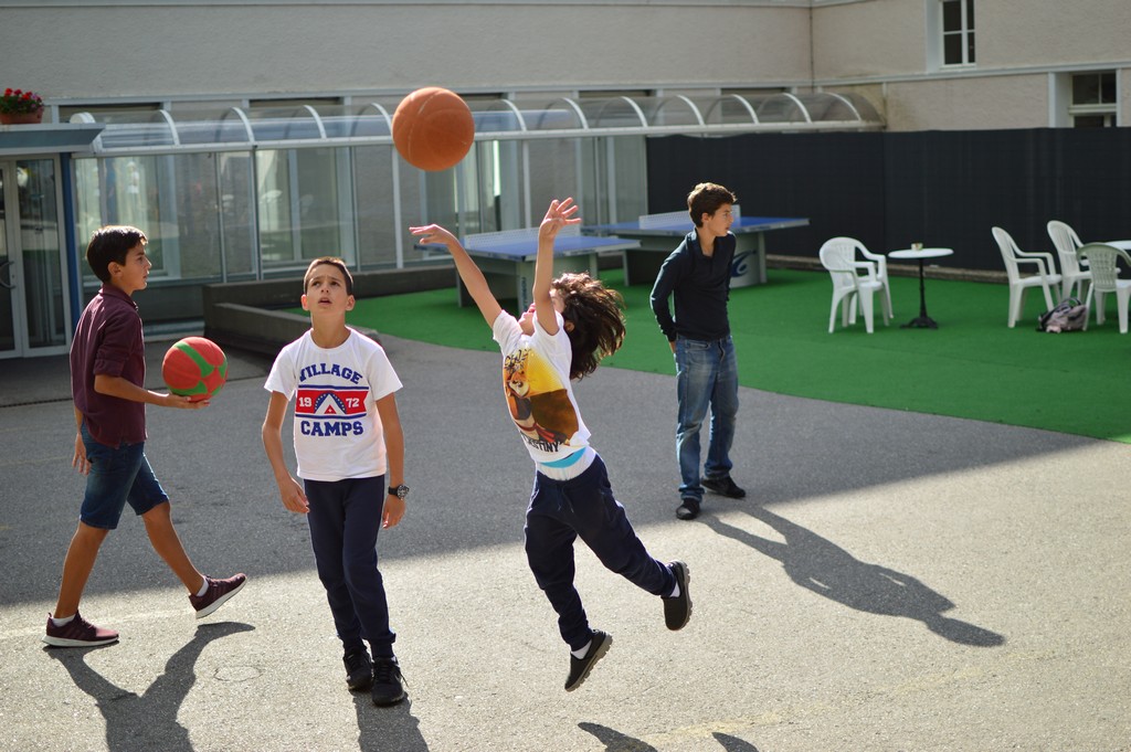 Village Camps International Summer Camp Leysin, Switzerland 2025-08-09 https://www.villagecamps.com/journals_admin/images/1796-8490-DSC_4595.jpg