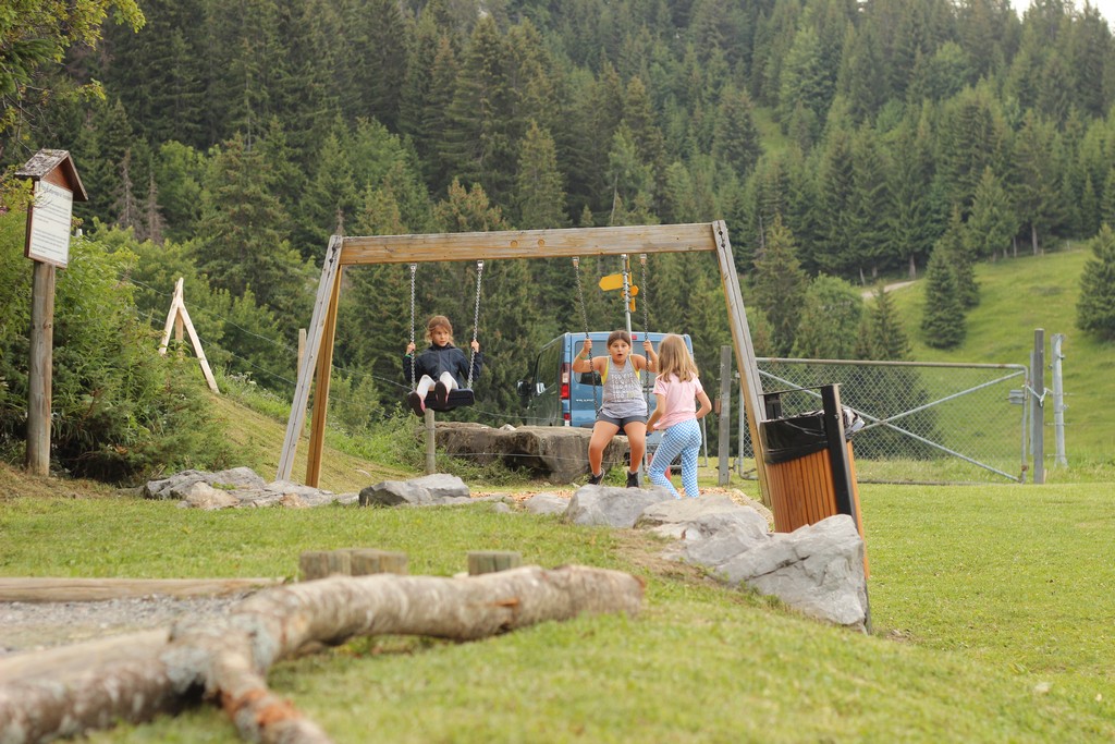 Village Camps International Summer Camp Leysin, Switzerland 2025-08-09 https://www.villagecamps.com/journals_admin/images/1883-8886-IMG_4083.jpg