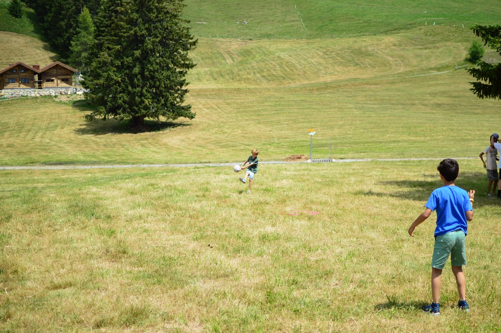 Village Camps International Summer Camp Leysin, Switzerland 2026-08-15 https://www.villagecamps.com/journals_admin/images/1886-6662-DSC_7757.jpg Village Camps International Summer Camp Leysin, Switzerland 2026-08-15 https://www.villagecamps.com/journals_admin/images/1886-6662-DSC_7757.jpg
