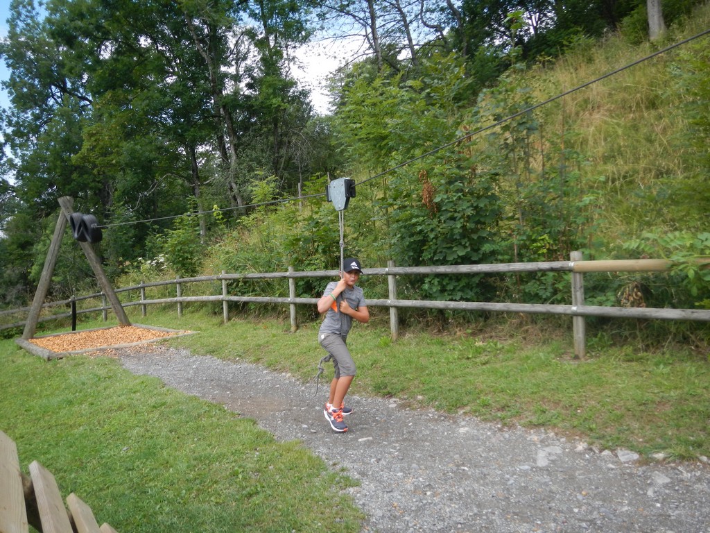 Village Camps International Summer Camp Leysin, Switzerland 2025-08-09 https://www.villagecamps.com/journals_admin/images/1921-4747-DSCN3510.jpg