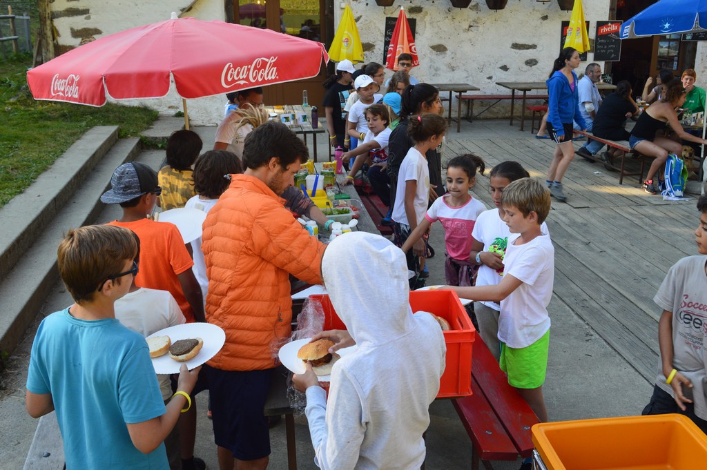 Village Camps International Summer Camp Leysin, Switzerland 2025-08-09 https://www.villagecamps.com/journals_admin/images/1929-1518-DSC_0990.jpg