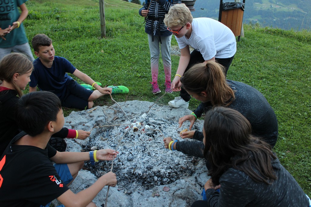 Village Camps International Summer Camp Leysin, Switzerland 2025-08-09 https://www.villagecamps.com/journals_admin/images/1929-1577-IMG_9274.jpg