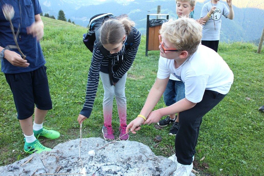 Village Camps International Summer Camp Leysin, Switzerland 2025-08-09 https://www.villagecamps.com/journals_admin/images/1929-1582-IMG_9273.jpg