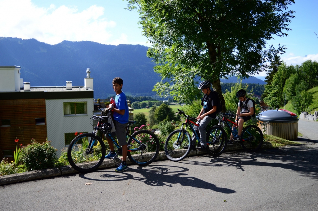 Village Camps International Summer Camp Leysin, Switzerland 2025-08-09 https://www.villagecamps.com/journals_admin/images/1931-9279-DSC_5303.jpg