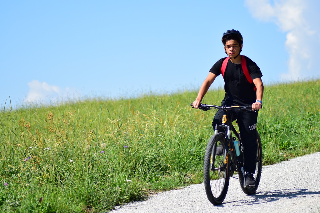 Village Camps International Summer Camp Leysin, Switzerland 2025-08-09 https://www.villagecamps.com/journals_admin/images/1979-0630-DSC_1781.jpg