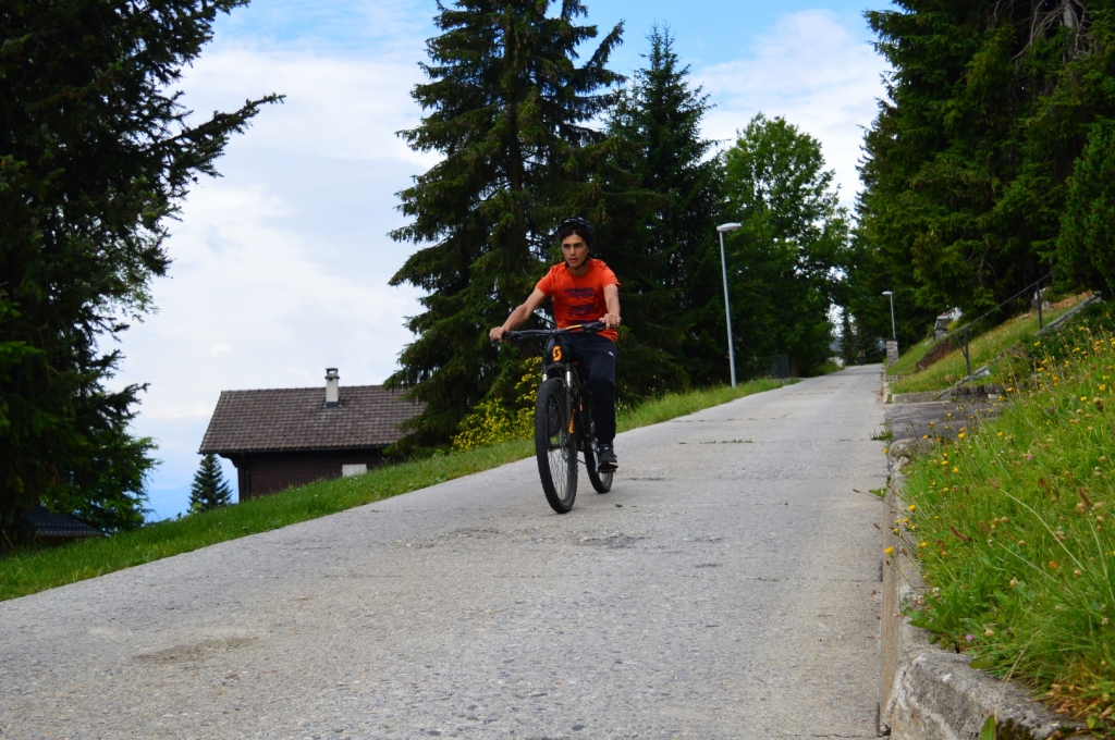 Village Camps International Summer Camp Leysin, Switzerland 2025-08-09 https://www.villagecamps.com/journals_admin/images/1980-0174-DSC_8502.jpg