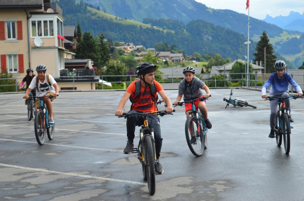 Village Camps International Summer Camp Leysin, Switzerland 2025-08-09 https://www.villagecamps.com/journals_admin/images/1980-0176-DSC_8483.jpg