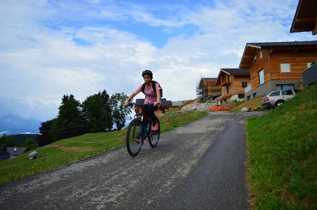 Village Camps International Summer Camp Leysin, Switzerland 2025-08-09 https://www.villagecamps.com/journals_admin/images/1980-0190-DSC_8554.jpg