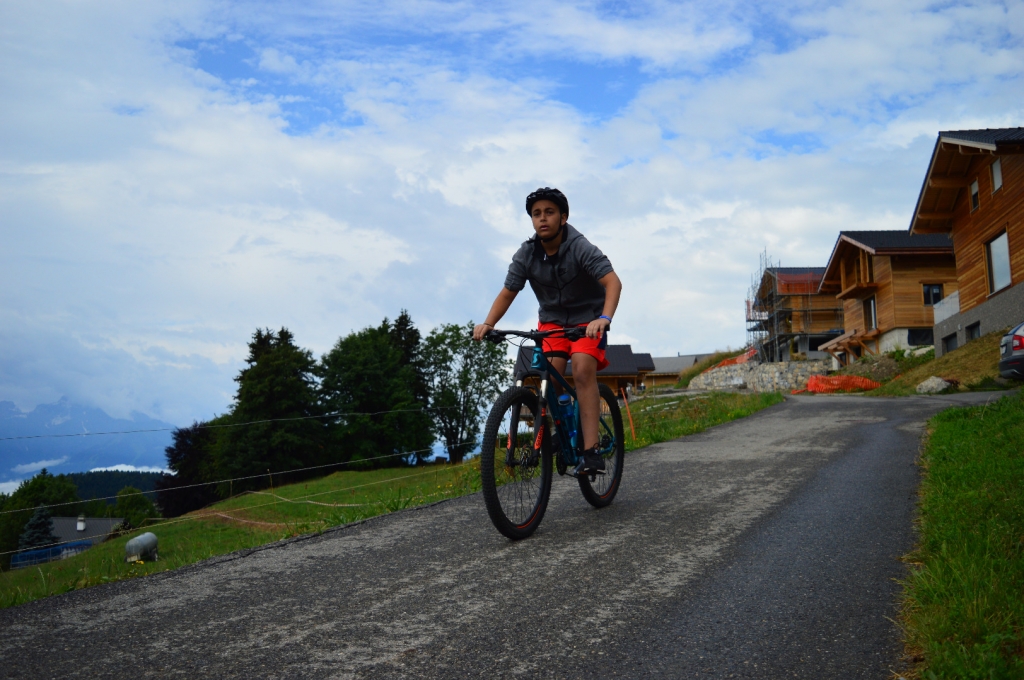 Village Camps International Summer Camp Leysin, Switzerland 2025-08-09 https://www.villagecamps.com/journals_admin/images/1980-0194-DSC_8568.jpg