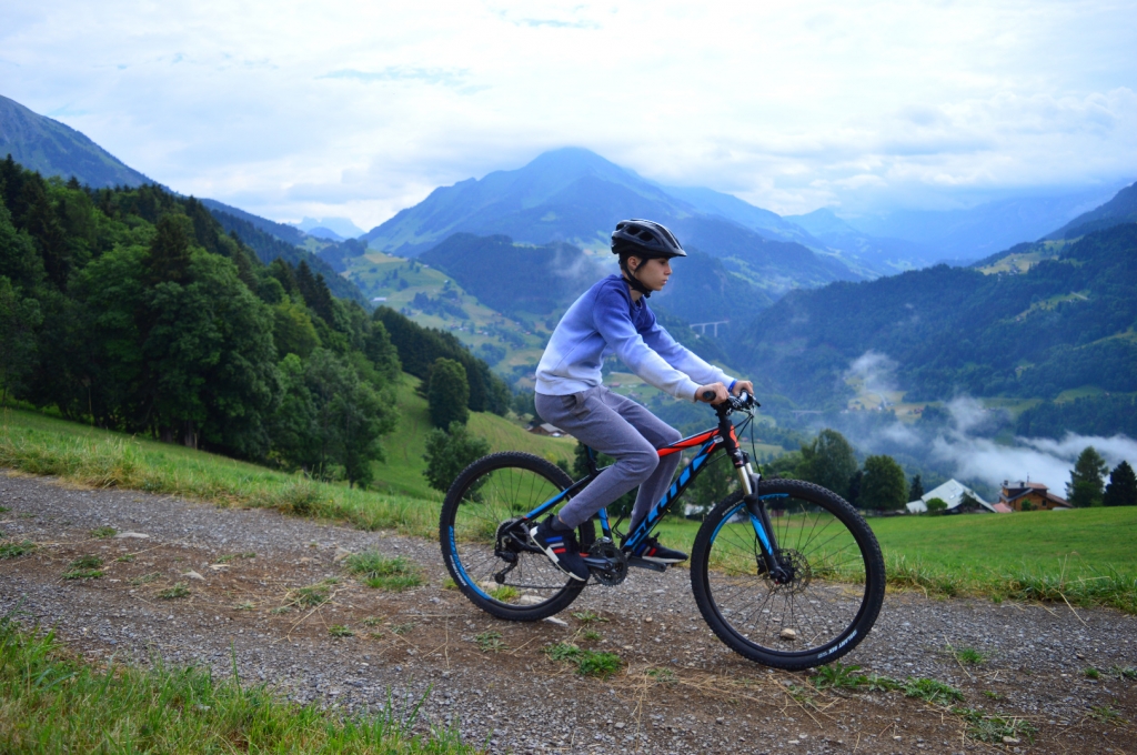 Village Camps International Summer Camp Leysin, Switzerland 2025-08-09 https://www.villagecamps.com/journals_admin/images/1980-0206-DSC_8608.jpg