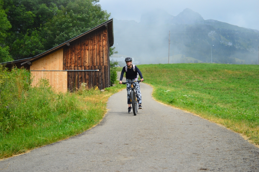 Village Camps International Summer Camp Leysin, Switzerland 2025-08-09 https://www.villagecamps.com/journals_admin/images/1980-0248-DSC_8718.jpg