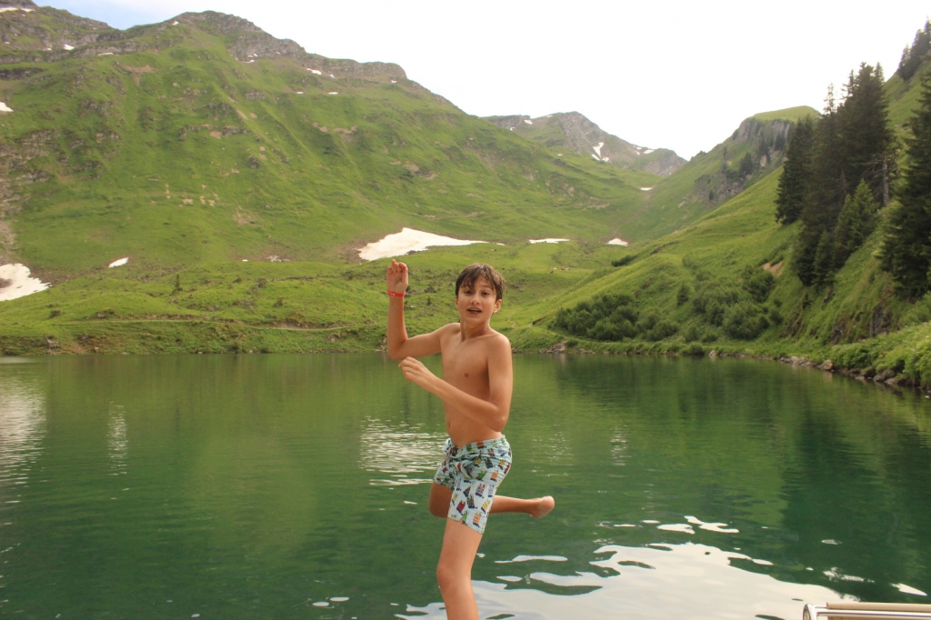 Village Camps International Summer Camp Leysin, Switzerland 2025-08-09 https://www.villagecamps.com/journals_admin/images/1980-0362-IMG_5038.jpg