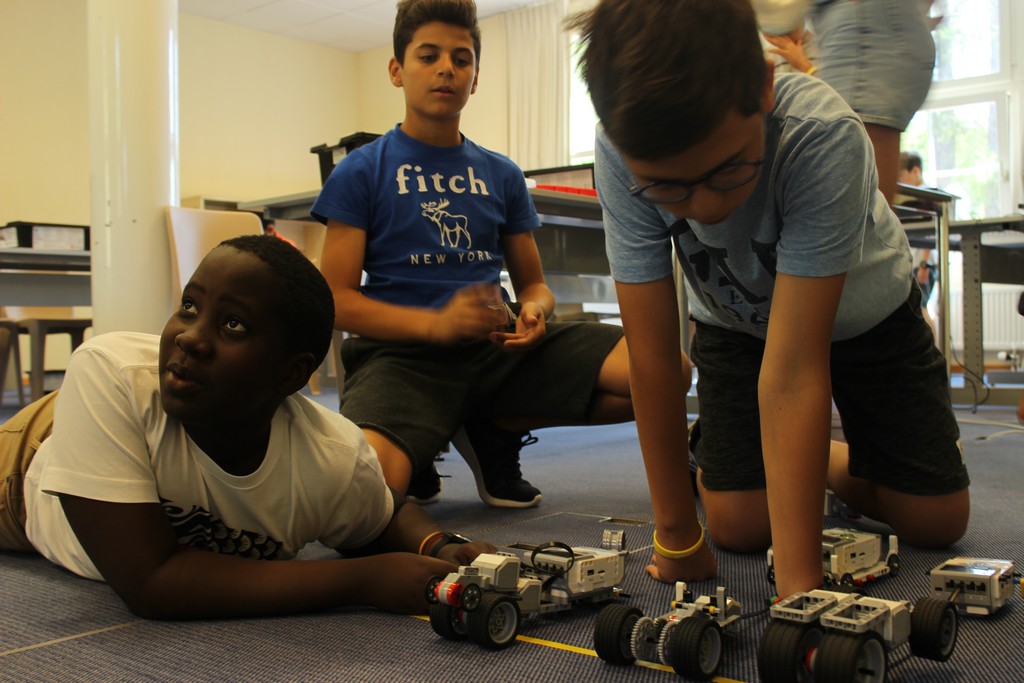 Village Camps International Summer Camp Leysin, Switzerland 2025-08-09 https://www.villagecamps.com/journals_admin/images/1984-7454-IMG_7286.jpg