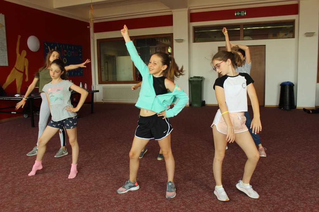 Village Camps International Summer Camp Leysin, Switzerland 2025-08-09 https://www.villagecamps.com/journals_admin/images/1984-7461-IMG_7372.jpg