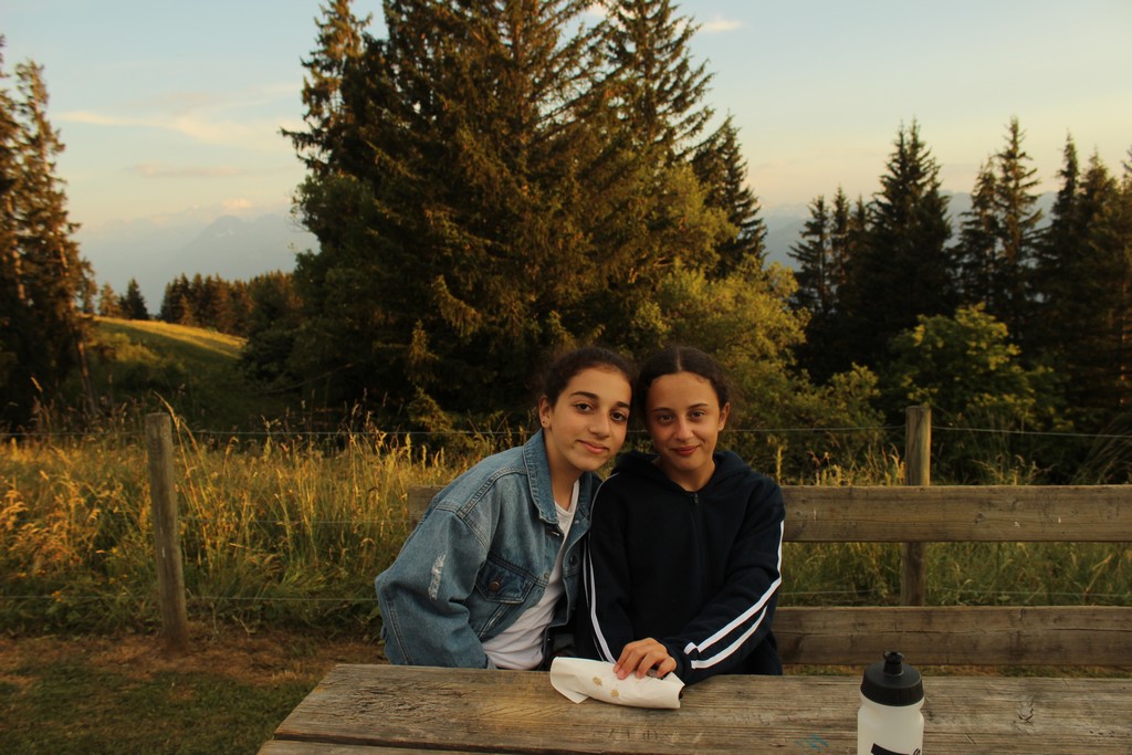 Village Camps International Summer Camp Leysin, Switzerland 2025-08-09 https://www.villagecamps.com/journals_admin/images/1984-7499-IMG_7869.jpg