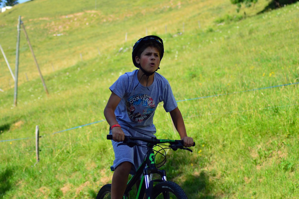 Village Camps International Summer Camp Leysin, Switzerland 2025-08-09 https://www.villagecamps.com/journals_admin/images/1985-2154-DSC_0137.jpg