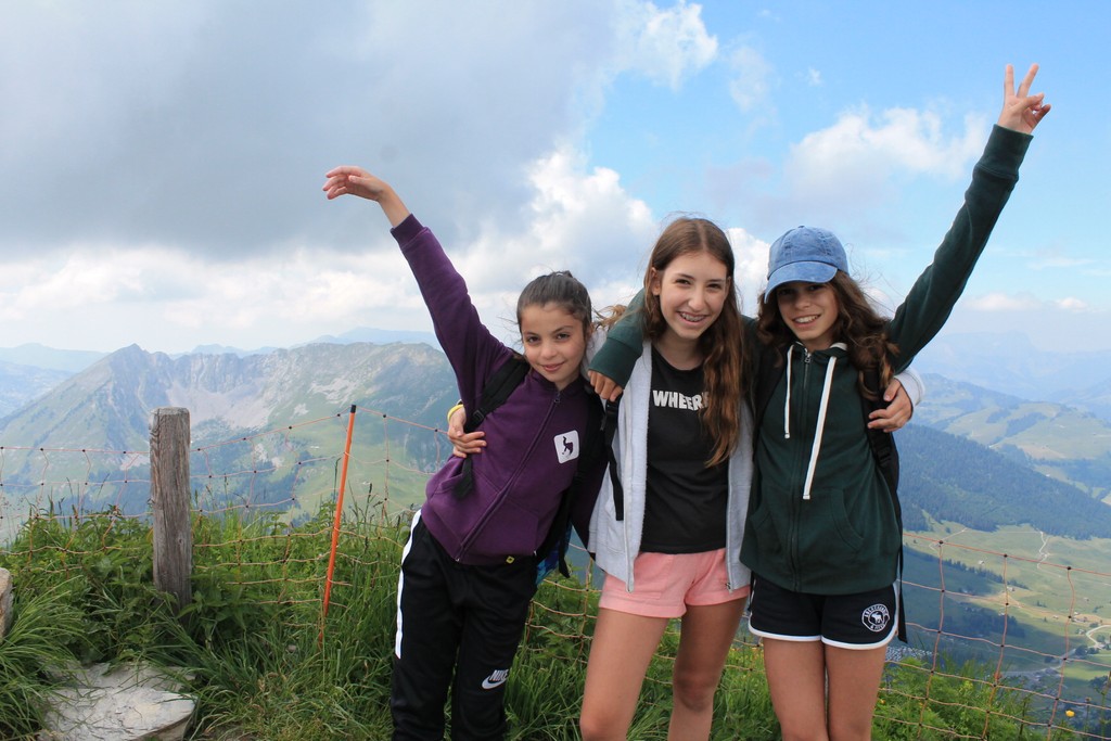 Village Camps International Summer Camp Leysin, Switzerland 2025-08-09 https://www.villagecamps.com/journals_admin/images/1985-2310-IMG_9936.jpg