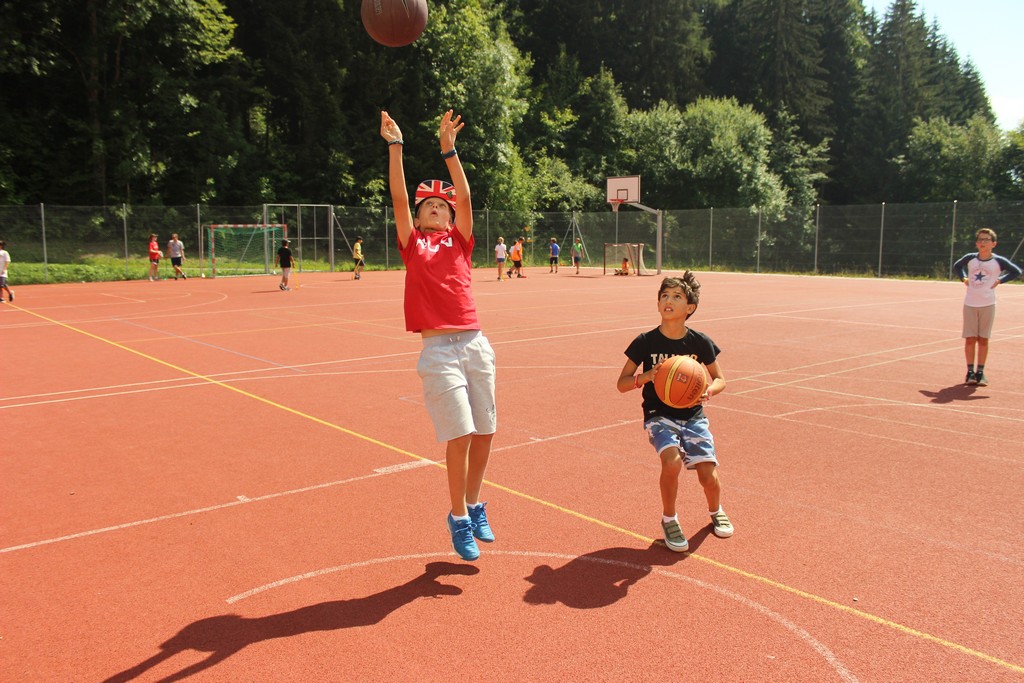 Village Camps International Summer Camp Leysin, Switzerland 2025-08-09 https://www.villagecamps.com/journals_admin/images/2062-5018-IMG_3057.jpg