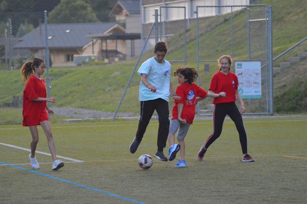 Village Camps International Summer Camp Leysin, Switzerland 2025-08-09 https://www.villagecamps.com/journals_admin/images/2067-8556-DSC_3447.jpg