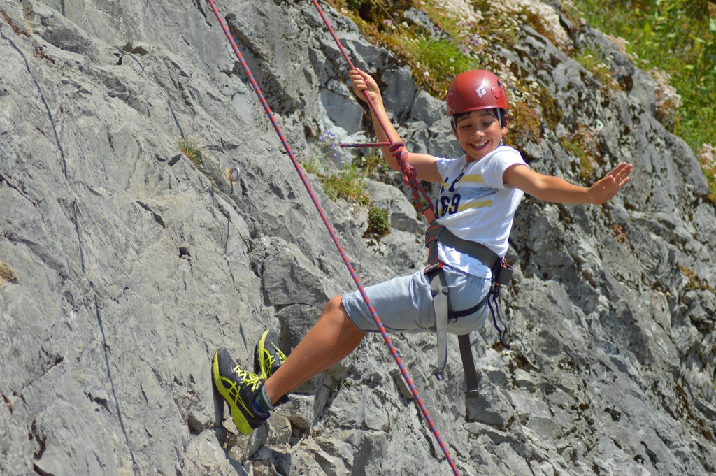 Village Camps International Summer Camp Leysin, Switzerland 2025-08-09 https://www.villagecamps.com/journals_admin/images/2068-2142-DSC_3543.jpg