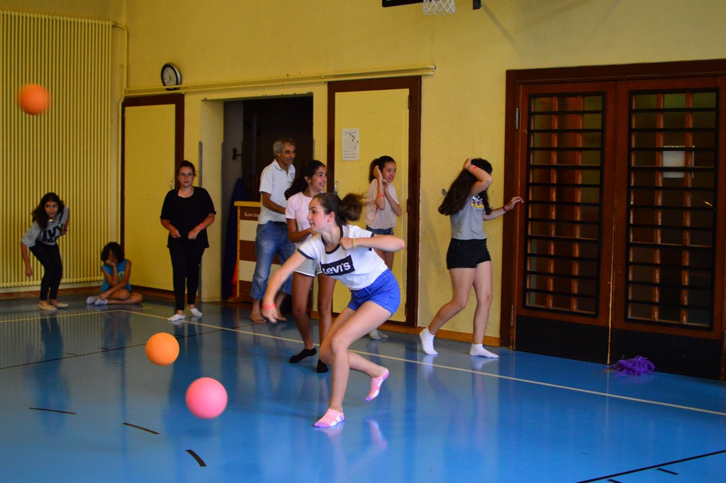 Village Camps International Summer Camp Leysin, Switzerland 2025-08-09 https://www.villagecamps.com/journals_admin/images/2068-2163-DSC_3757.jpg