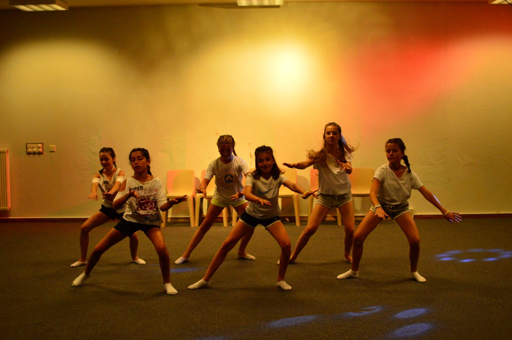 Village Camps International Summer Camp   https://www.villagecamps.com/journals_admin/images/2070-7365-DSC_3936.jpg