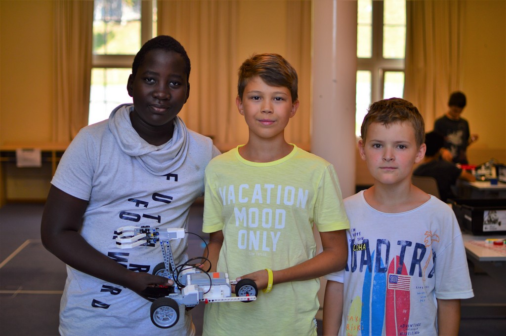 Village Camps International Summer Camp Leysin, Switzerland 2026-08-15 https://www.villagecamps.com/journals_admin/images/2070-7381-DSC_3971.jpg