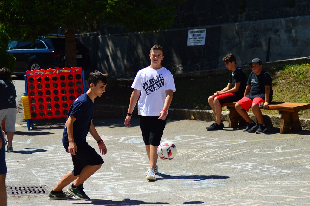 Village Camps International Summer Camp Leysin, Switzerland 2025-08-09 https://www.villagecamps.com/journals_admin/images/2101-1609-DSC_4940.jpg