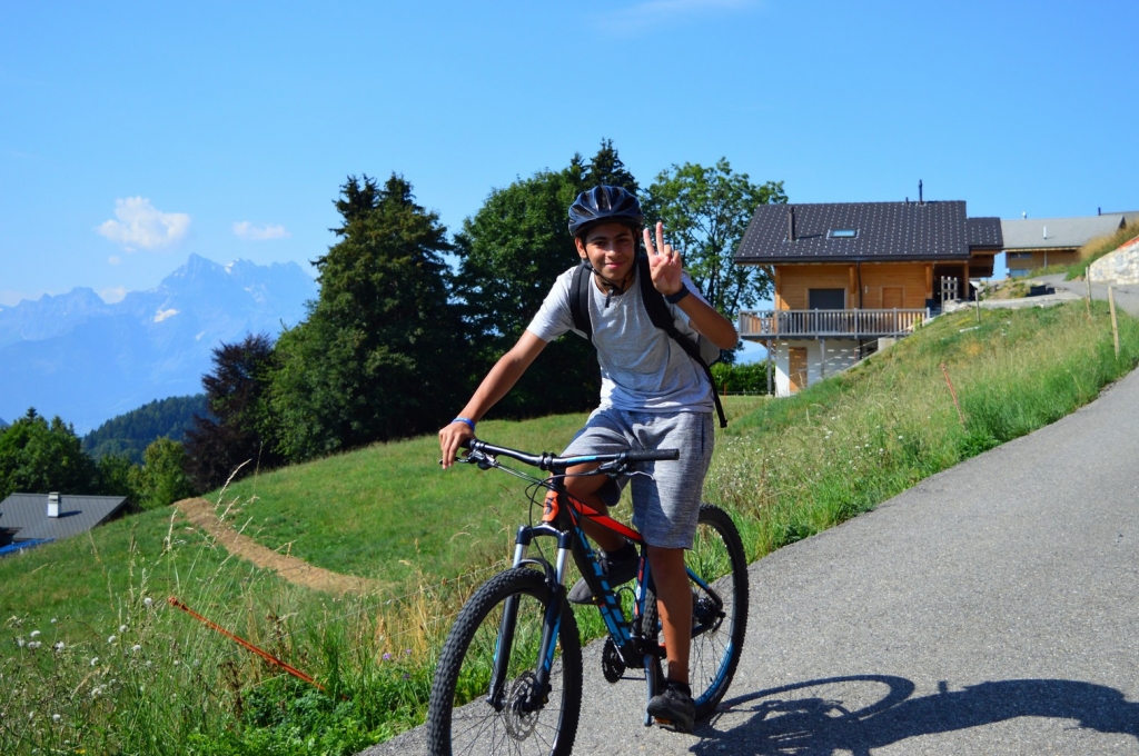 Village Camps International Summer Camp Leysin, Switzerland 2025-08-09 https://www.villagecamps.com/journals_admin/images/2103-7980-DSC_5700.jpg
